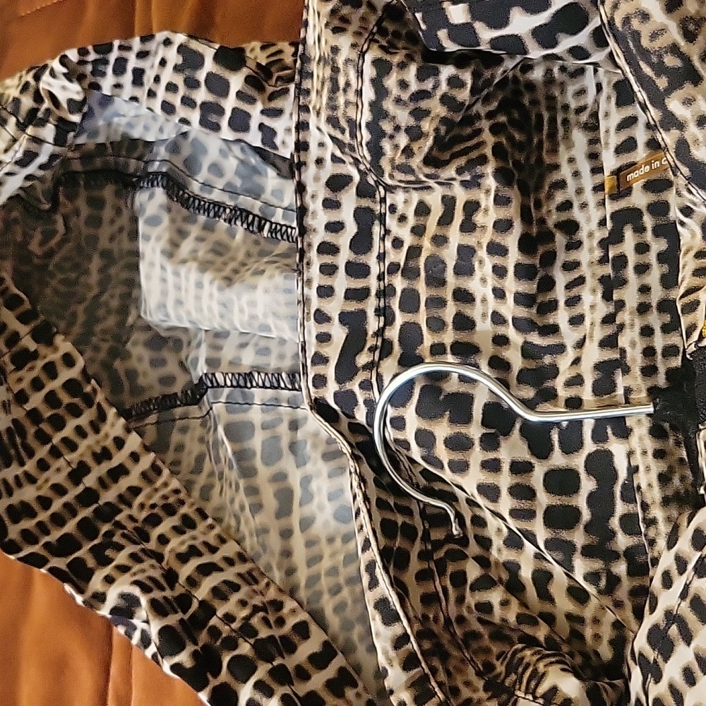 Calvin Klein Brown Animal Print Women's trench style coat Sz. Large - Picture 10 of 10